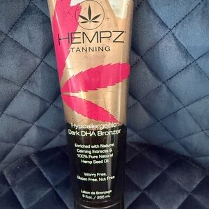 Hempz Black Tube with White Text